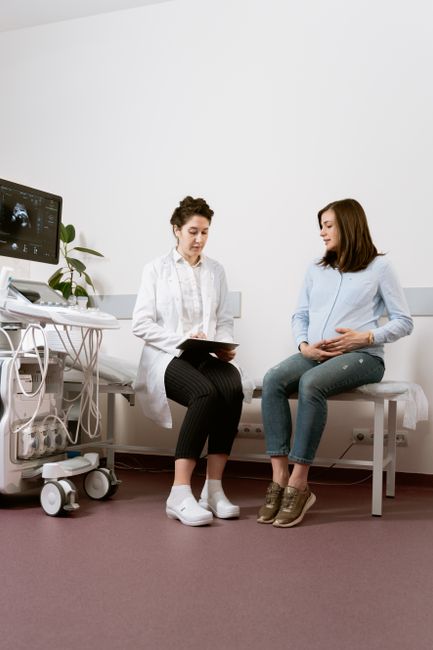 Consultation médicale de suivi de grossesse